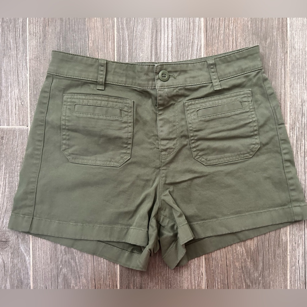 Camo Green J. Crew women shorts. Size 2